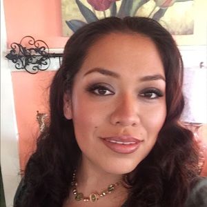 Meet your Posher, Rosa